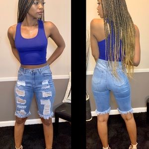 Destroyed Bermuda shorts